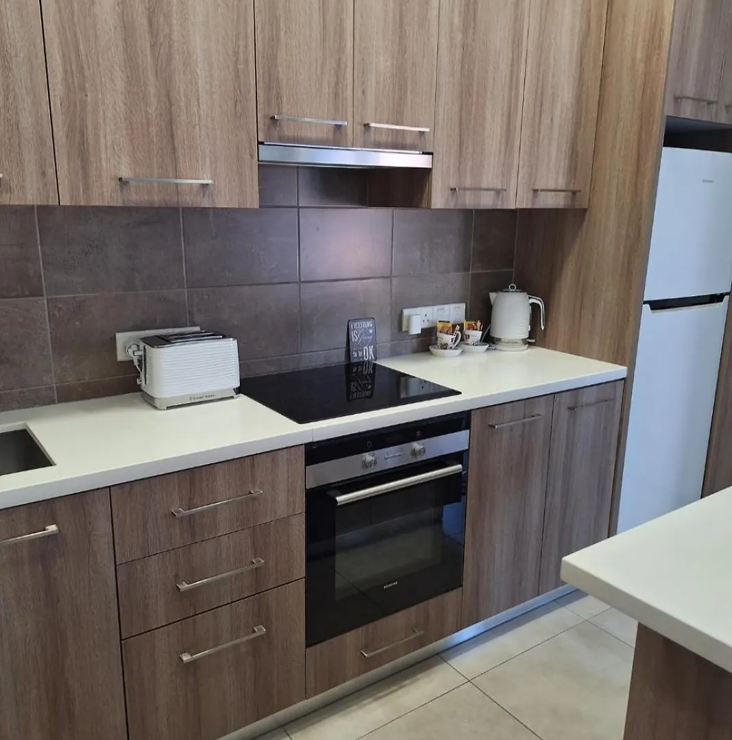 By The Way Apartment Larnaca